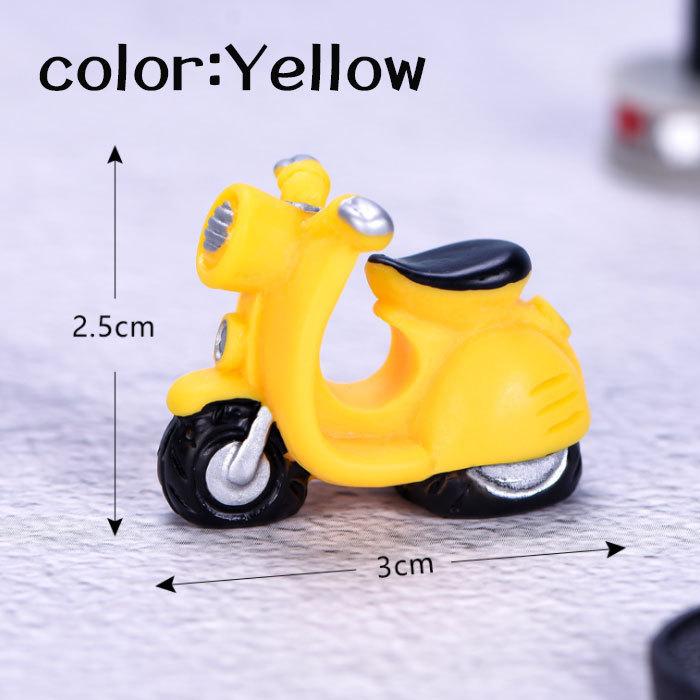 スクーター おもちゃ 置物 赤 緑 黄色 かわいい 小さい インテリア 3台１セット Gb ジェントルブリーズ 通販 Yahoo ショッピング