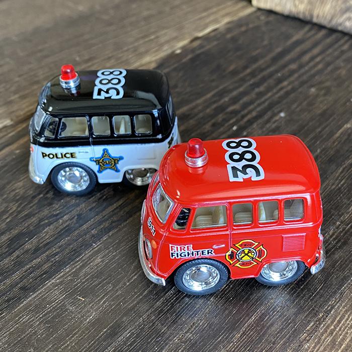 フォルクスワーゲン ワーゲンバス ミニカー パトカー 消防車 フォルクスワーゲン ワーゲンバス ミニカー パトカー 消防車