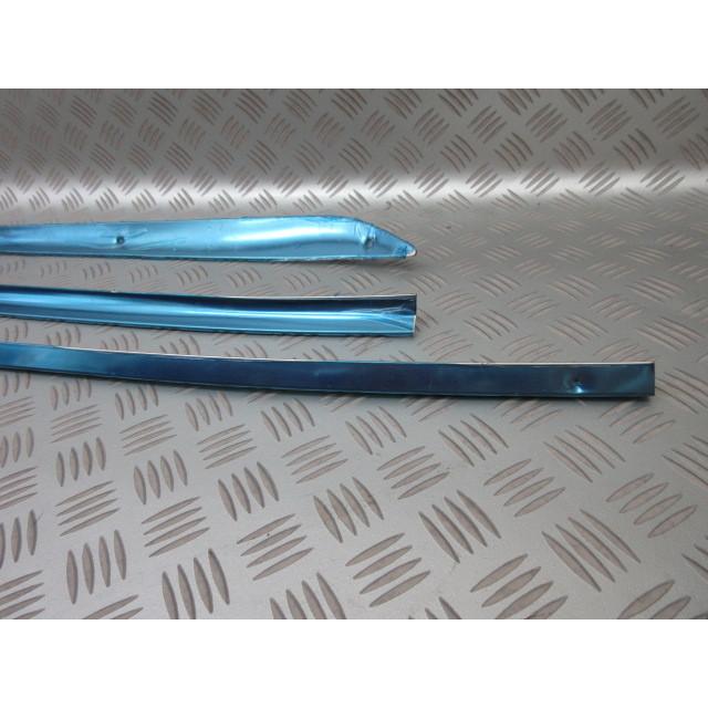 1967-1968 マスタング リアウインドモール 4点set NEW FORD フォード