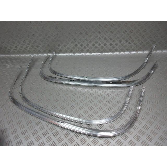 USA発送！1968-1969 シェベル エルカミーノ ホイールオープニング