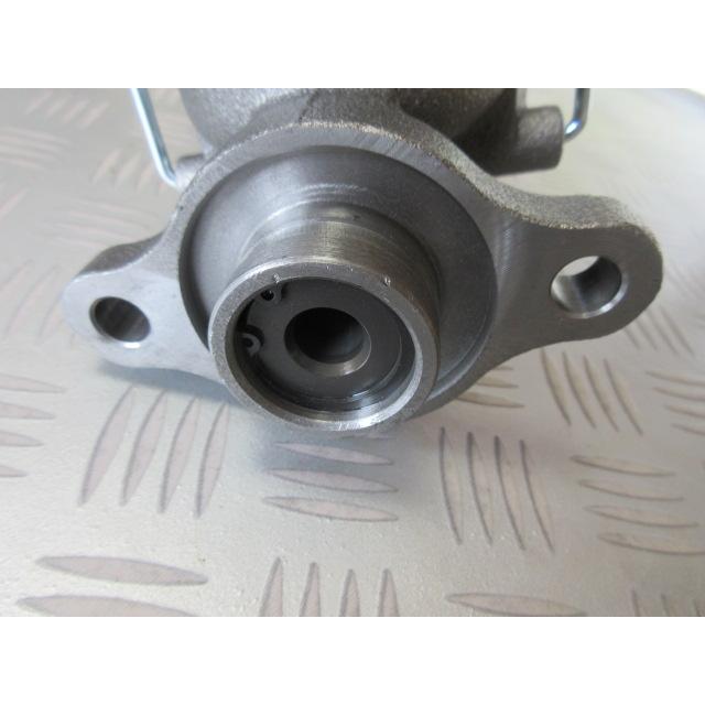 1285.1971-1972 C10 ブレーキ マスターシリンダー NEW Bore: 1.125