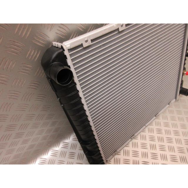VOLVO ボルボ 240 ・ 740 ラジエター Nissens ニッセンズ製 5520.1985-1993 ボルボ 240 ラジエター NEW 244 245 740 745 760 780