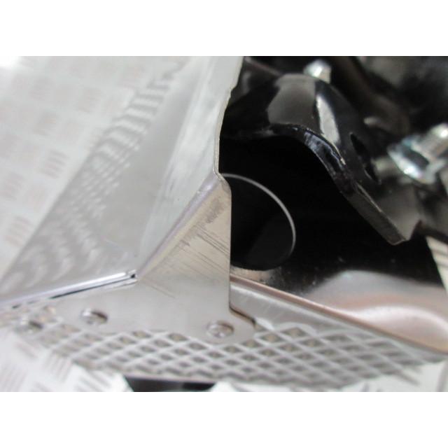 3211.Cadillac 2007~ キャデラック エスカレード エンジンマウント