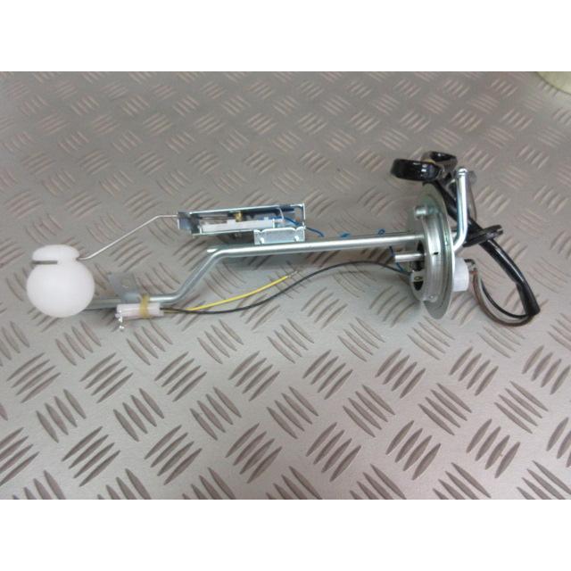 367253 1978-1993 ボルボ240 フューエルセンダー NEW 240 242 244 245