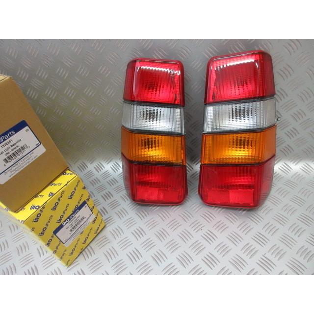 ボルボ240 テールランプ右純正