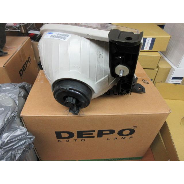 2000-2004 US トヨタ タンドラ ヘッドライト 左右set 純正OEM NEW DEPO