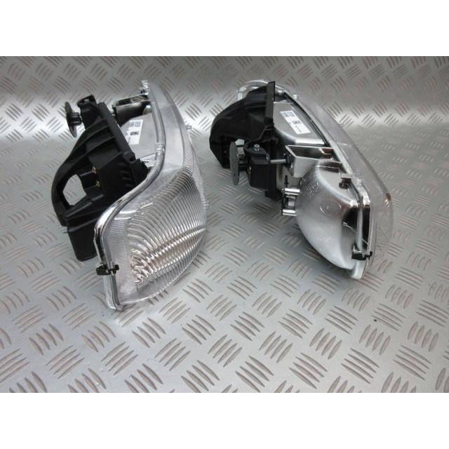 GM159.2000-2006 サバーバン タホ ヘッドライト pr NEW 1999-2002