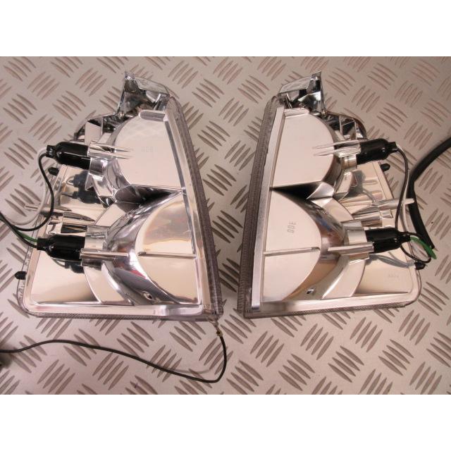 ボルボ 240 ヘッドライト コーナーランプ 左右セット！ NEW VOLVO240