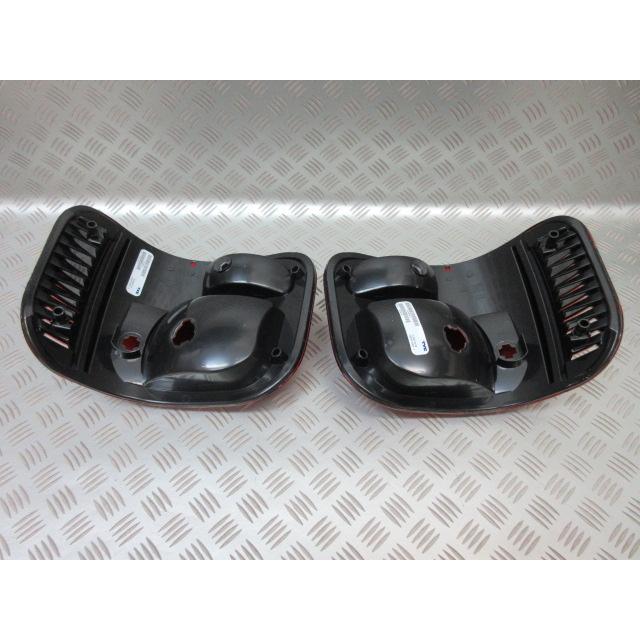 1903.1997-2003 B1500 B2500 ダッジラム バン テールランプ pr NEW