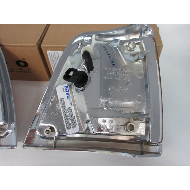 21516 1992-1995 USトヨタ ハイラックス Pickup Hilux 2WD パーキングランプ クリアランス pr NEW DEPO製！ 取付ねじ無し！の画像