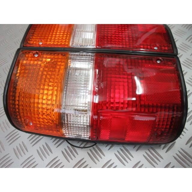 1989-1995 US トヨタ ハイラックス テールランプ 左右set 純正OEM NEW
