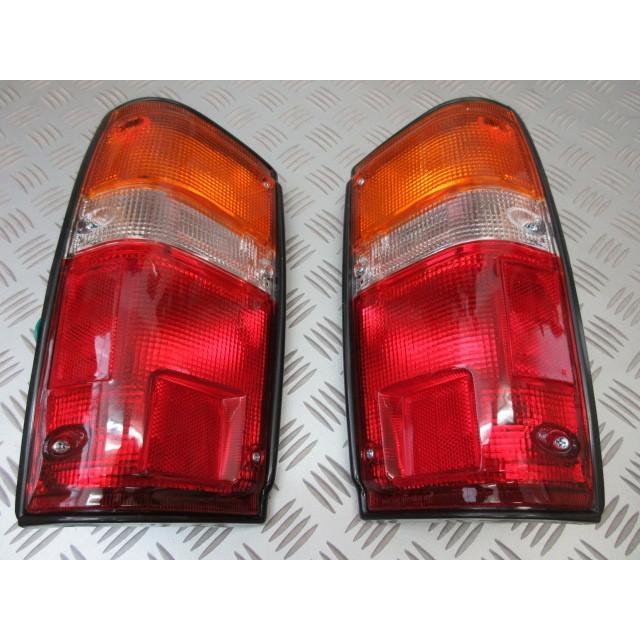 424B.1984-1988 US トヨタ ハイラックス テールランプ BLACK 左右set 純正OEM NEW！ EAGLE EYES製