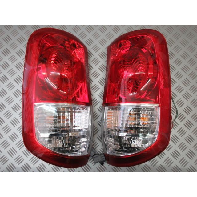762Tun.2000-2006 US トヨタ タンドラ テールランプ 左右set 純正OEM