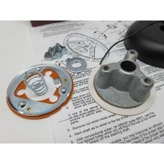 USA発送！3560GRANT.D21 グラント ステアリングアダプター US日産 1987