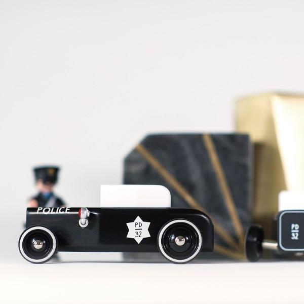 70 Off Bigセール中 車 おもちゃ ポリスカー パトカー 小学生 大人 インテリア 入学祝い おしゃれ 父の日 男性 彼氏 プレゼント Candylabtoys シェリフ Otlw 005 Geofix正規販売店 Engaging Toys 通販 Yahoo ショッピング