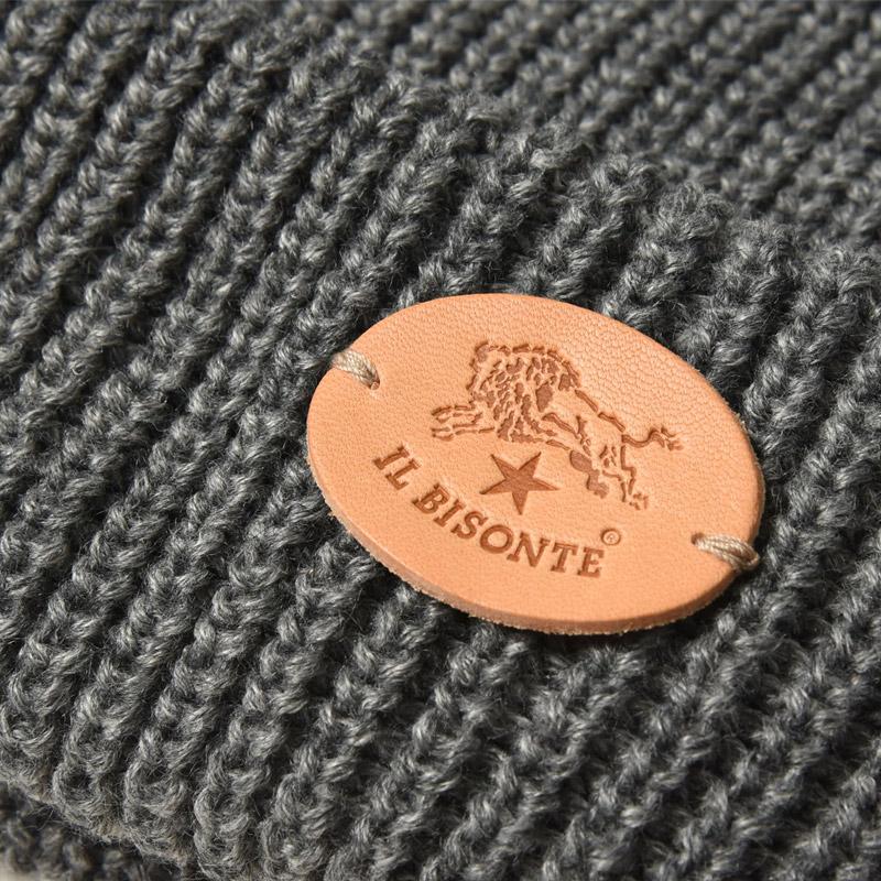 IL BISONTE（イルビゾンテ） レザーパッチ付きニットキャップ ニット帽