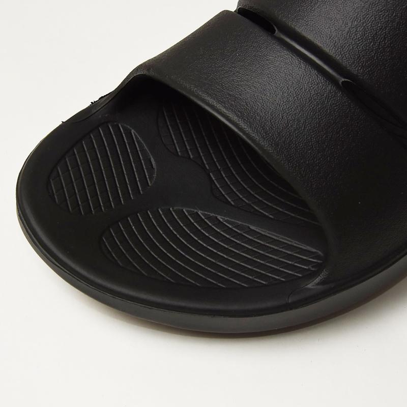 OOFOS（ウーフォス） 大人気 Ooahh サンダル ビーチサンダル