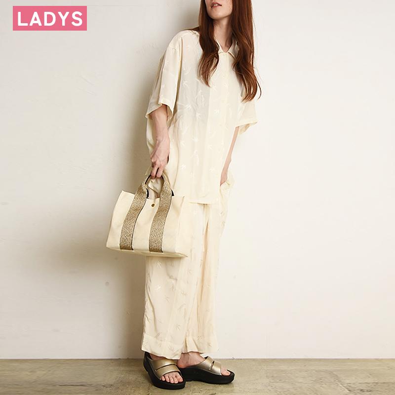 OOFOS 正規取扱店 2025春夏新作 ウーフォス ウーメガウーアー