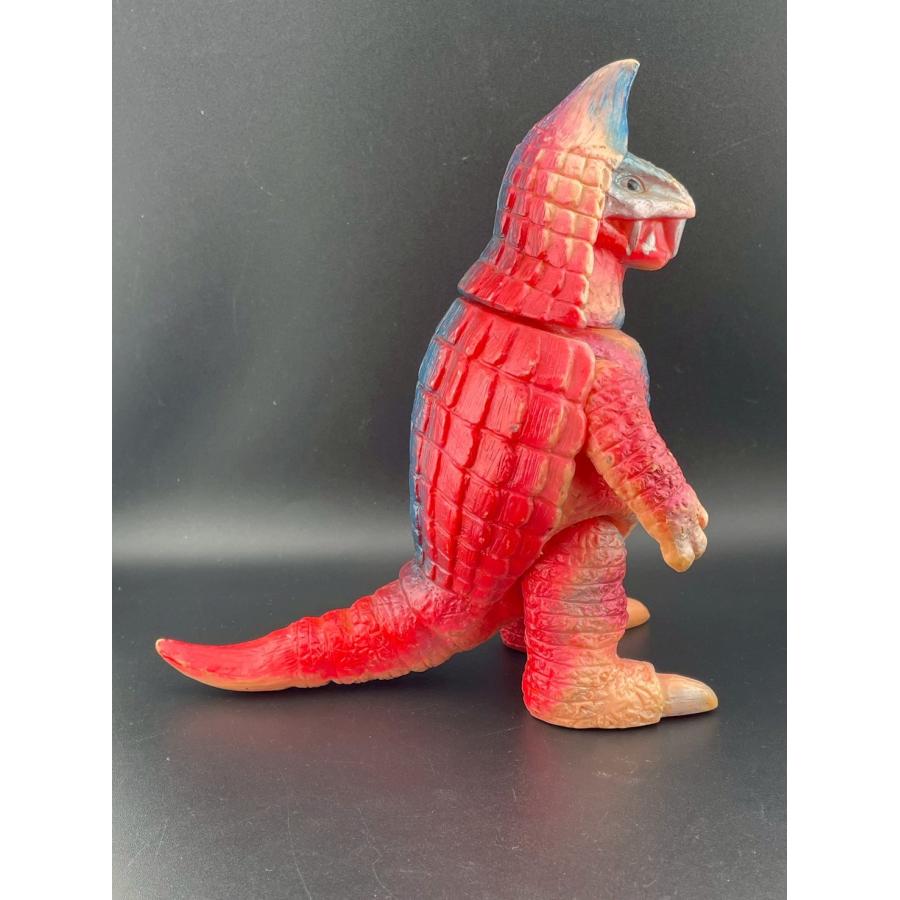 中古品】囮怪獣プルーマ 当時物 ウルトラマン怪獣 マルサン 中古品】囮怪獣プルーマ 当時物 ウルトラマン怪獣 マルサン