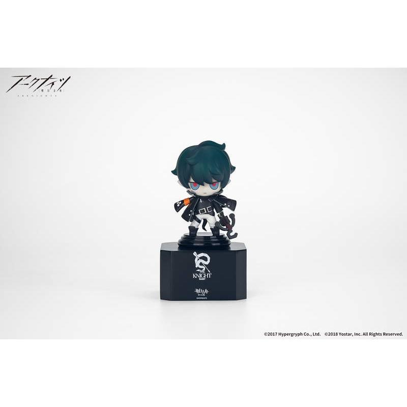 Apex アークナイツ チェスピースシリーズ 第4弾 ファウスト 完成品フィギュア Getchu Com 通販 Yahoo ショッピング