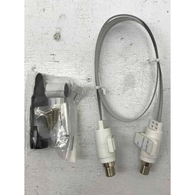 コネクタ・配線・リモコン・アンテナセット STREET（ストリート） トヨタ ステアリングリモコン 変換コネクタ 28