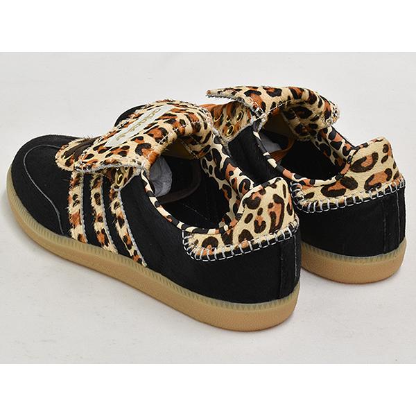 【並行輸入品】[1/3 20:00〜★新春フェア開催]adidas SAMBA LT 【アディダス サンバ エルティー】  CBLACK / MESA / DBROWN | adidas Originals | 01