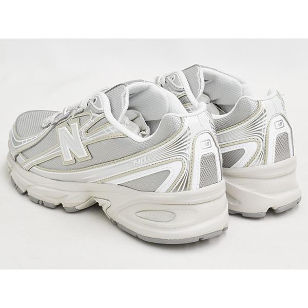 【並行輸入品】 NEW BALANCE U740 5I7 【ニューバランス 740 V2】 METALLIC SILVER (WIDTH:D) | New Balance | 01