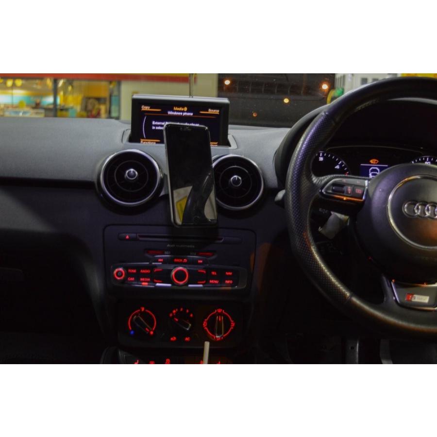 Audi アウディ純正 A4 (8W/B9) アルミ調 ステアリングトリム : G Audi アウディ純正 A4 (8W/B9) アルミ調 ステアリングトリム : G