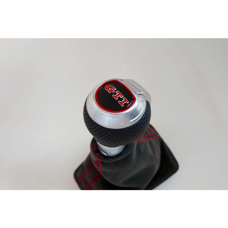 フォルクスワーゲン（Volkswagen） VW GTIロゴ TTSスタイル DSG