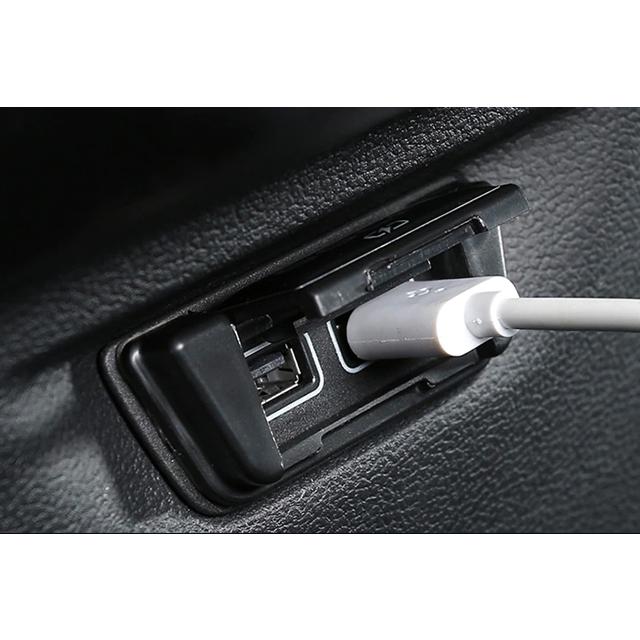 フォルクスワーゲン（Volkswagen） VW ゴルフ8 GOLF8 リアコンソール