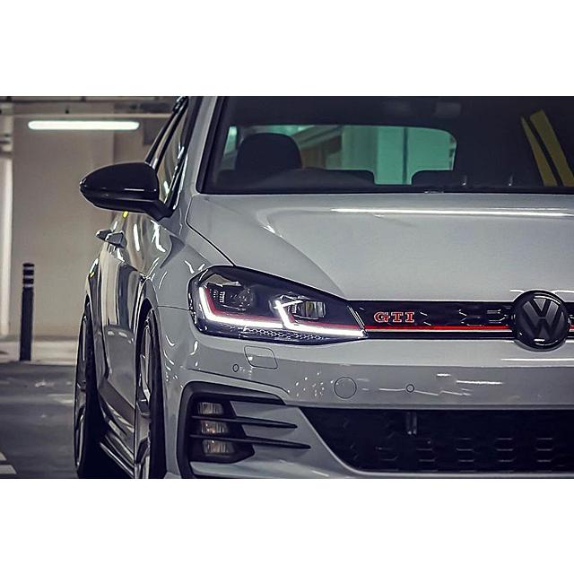 フォルクスワーゲン（Volkswagen） VW ゴルフ7.5 ブラック フロント