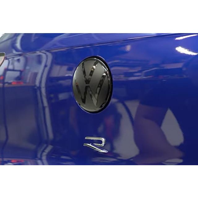 VW ゴルフ8 GOLF8 ブラック リア VWエンブレム オーバーレイ : ve584rb 