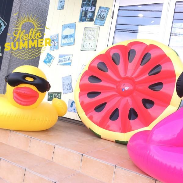 浮き輪 フロート スイカ すいか うきわ かわいい 全長 約140cm 浮き具
