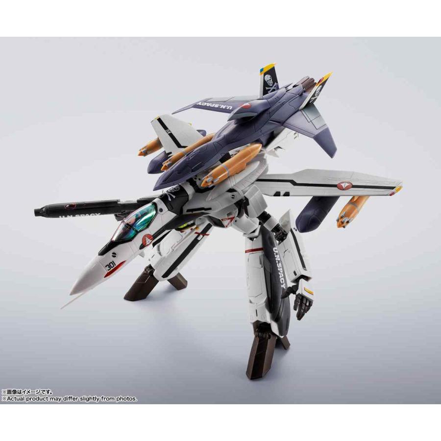 HI-METAL R VF-0Sフェニックス(ロイ・フォッカー機)＋QF-2200D-B 