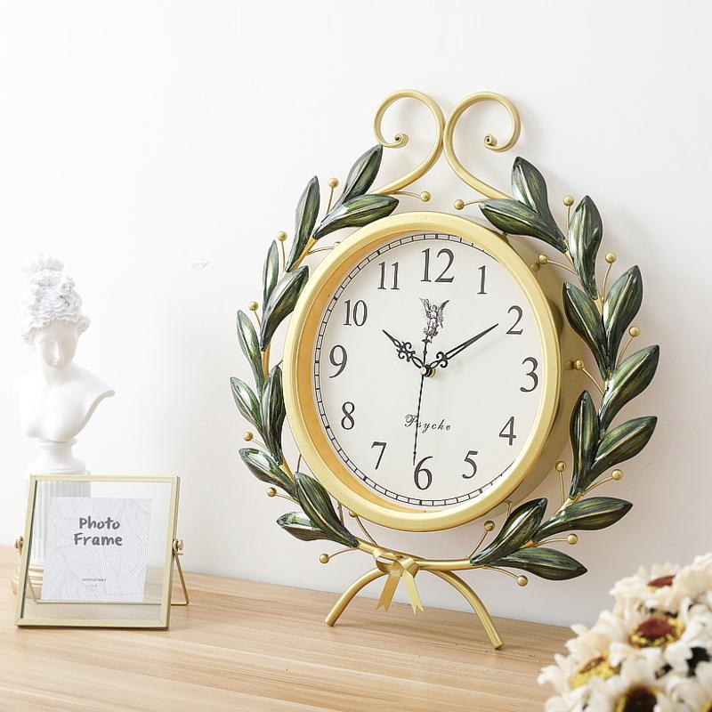 GMS02570 送料無料 リース レトロ デザイン おしゃれ メタル金属製