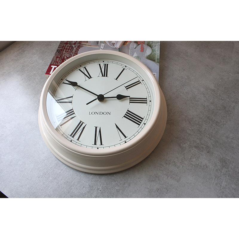 お値下げ！ ロココ調 両面 花柄ローマ数字掛時計 無音　ブラウン 値下げしました！ ロココ調 両面 花柄ローマ数字掛時計 無音