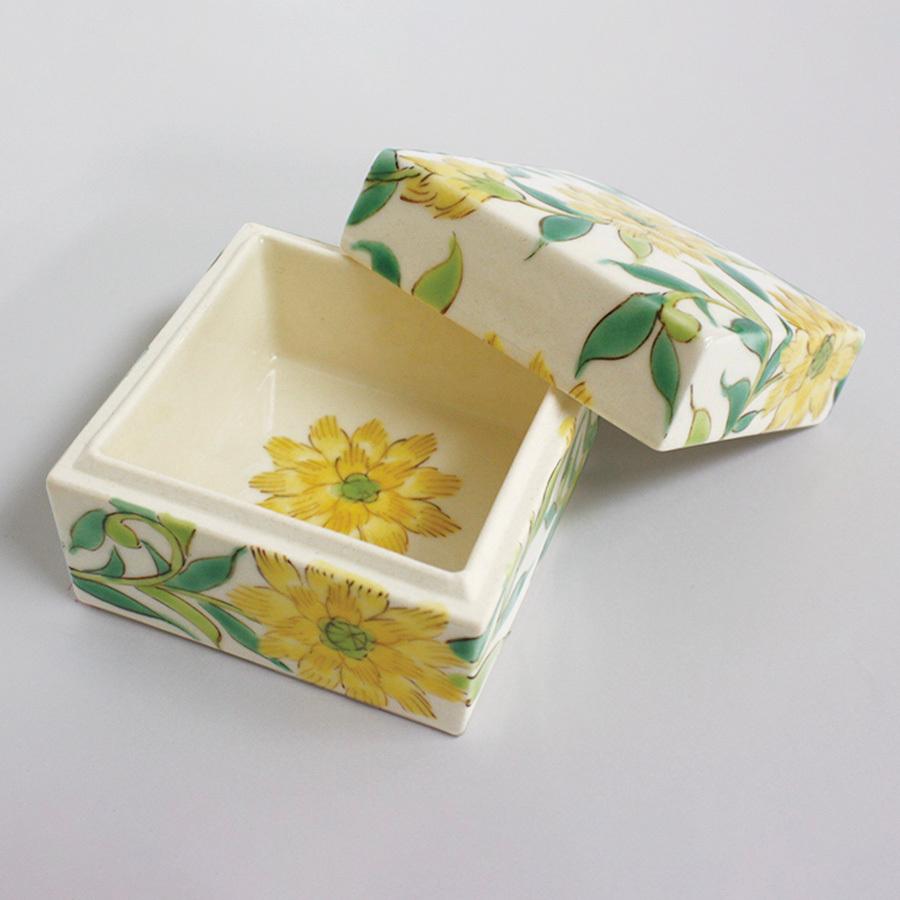 九谷焼 九谷焼陶箱 作家 中川 眞理子 花唐草 ピンク・黄色・青 3色
