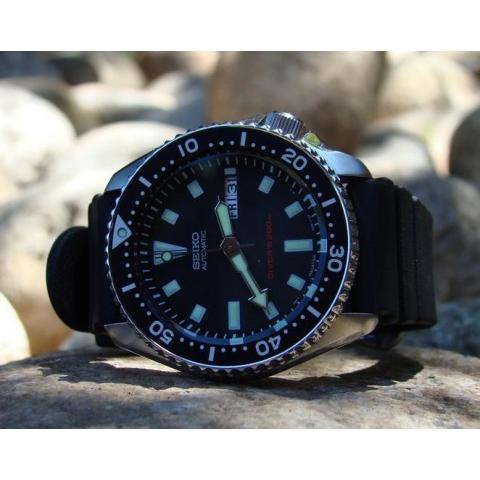 SEIKO セイコー メンズ ブラック ダイアル オートマチック ダイバー時計 skx173 Seiko Men's Black Dial Automatic Divers Watch｜gifttime｜04