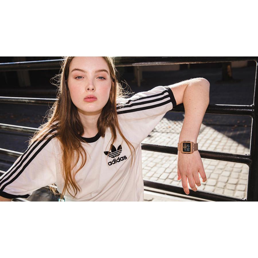 ADIDAS アディダス Archive M1 デジタル スクエア ブラック ステンレス