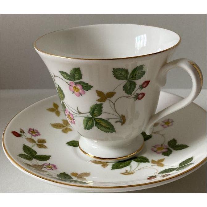 WEDGWOOD（ウェッジウッド） ワイルドストロベリー ペアティーカップ