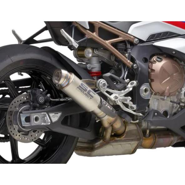 SCプロジェクト BMW S1000RR 23-24 GP70-R チタンスリップオン B33C