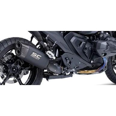 公道走行可 R1300GS 23-26 SC Project アドベンチャー R スリップオン ”ブラックエディション” B40A-T153MB-Lの画像