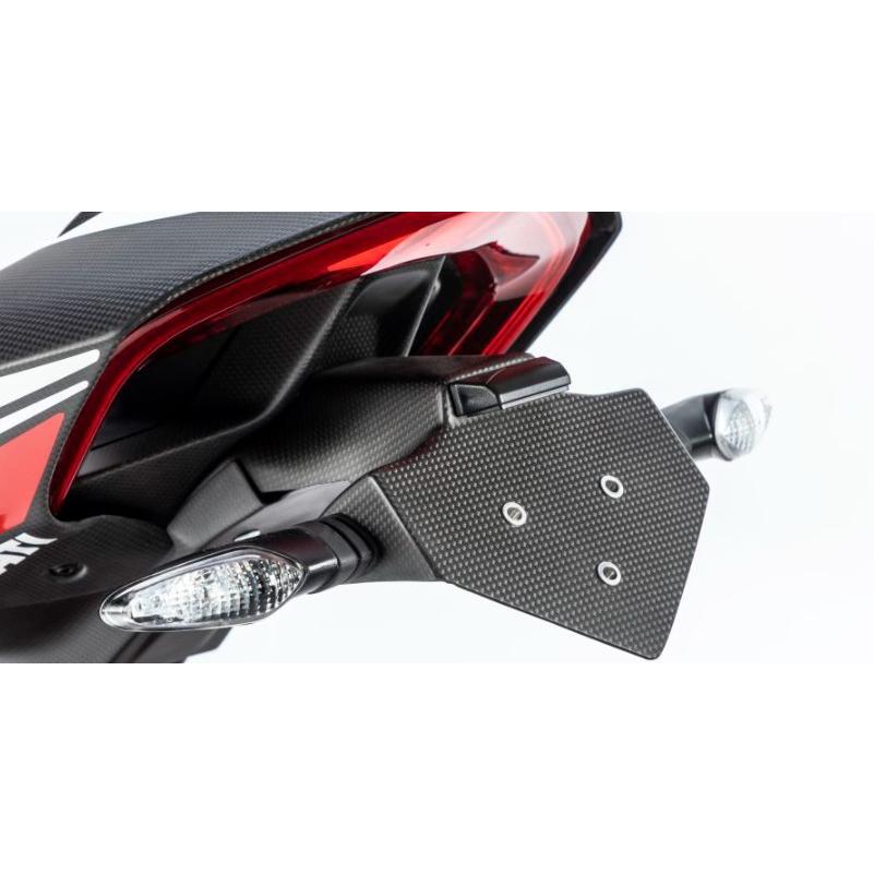 Ilmberger PANIGALE V4 18-24 ナンバープレートホルダー(艶なし) NHO.112.DPV4M.K