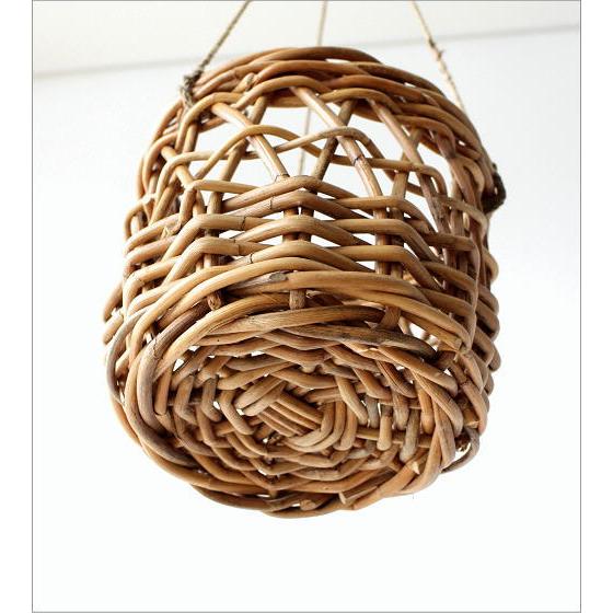 hanging basket 壁掛け バスケット ラタン 籐 Amazon.co.jp: 吊り下げバスケット 籐 かご 壁掛け用 収納かご 丸洗い
