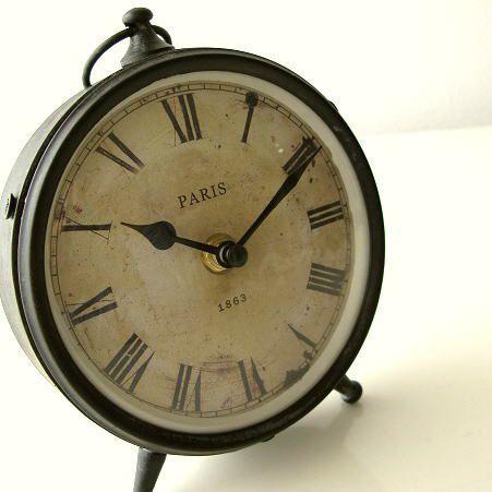 置き時計 置時計 アンティーク おしゃれ アナログ リビング 卓上