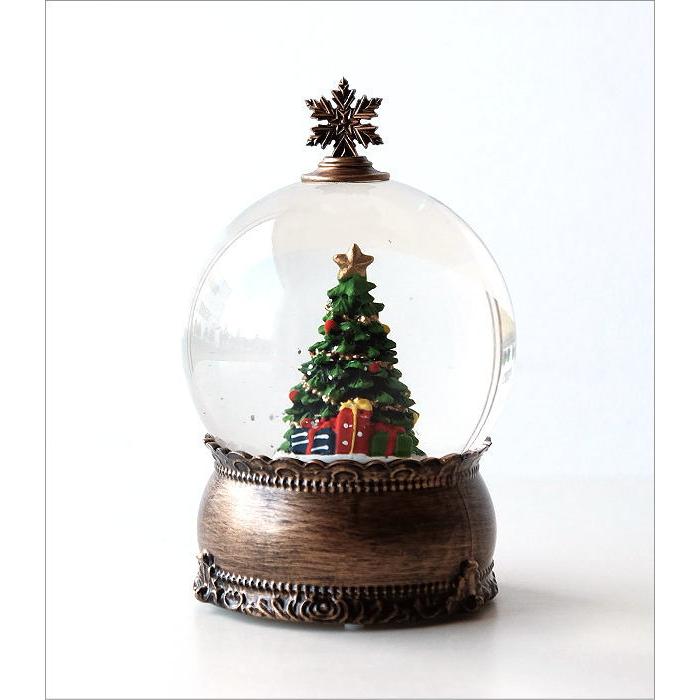 クリスマスツリーのナイトランプ 雪が降り積もった木 スノードーム