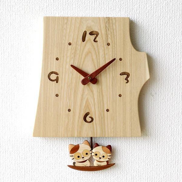 壁掛け時計 壁掛時計 掛け時計 掛時計 おしゃれ ねこ 振り子 天然木 木製 ウッド 無垢材 ウォールクロック木の振り子時計 ねこ｜gigiliving