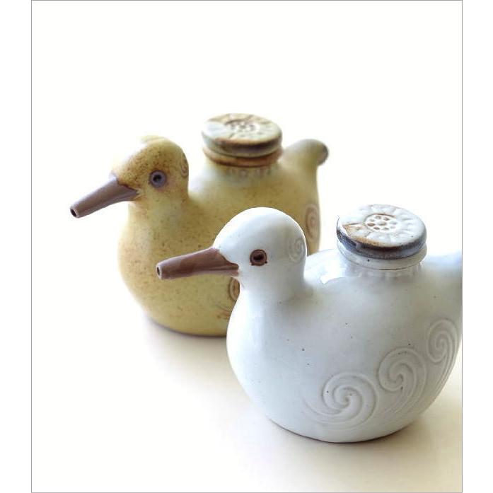 日本製　瀬戸焼　カワイイ器　４点セット　新品未使用　送料込み 汁次 鳥 おしゃれ かわいい せっ器 ソギ模様 日本製 瀬戸焼 和モダン