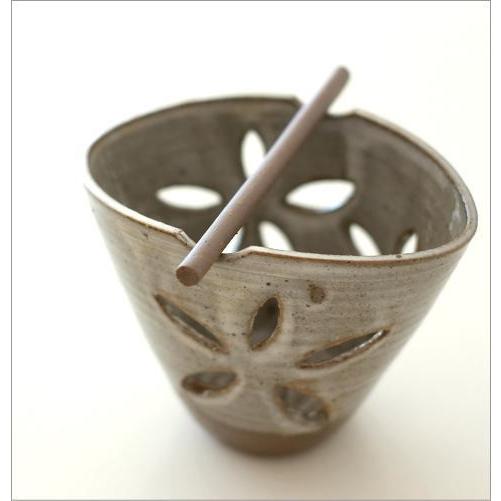 蚊取り線香入れ おしゃれ 陶器 蚊遣り 蚊やり 蚊遣り器 蚊遣器 蚊取り線香ホルダー 和風 かわいい 蚊取線香 立て スタンド シンプル 和陶器蚊遣り 七 Mkn4316 ギギリビング 通販 Yahoo ショッピング