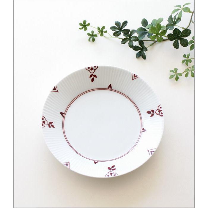 お皿 プレート おしゃれ 中皿 取り皿 陶器 磁器 和食器 染付け シンプル かわいい モダン 赤絵 染付剣先小花 しのぎ 21センチプレート |  | 01